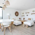 Villa Welcs Emp 083 Con Piscina Infinita