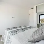 Villa Welcs Emp 083 Con Piscina Infinita Roses